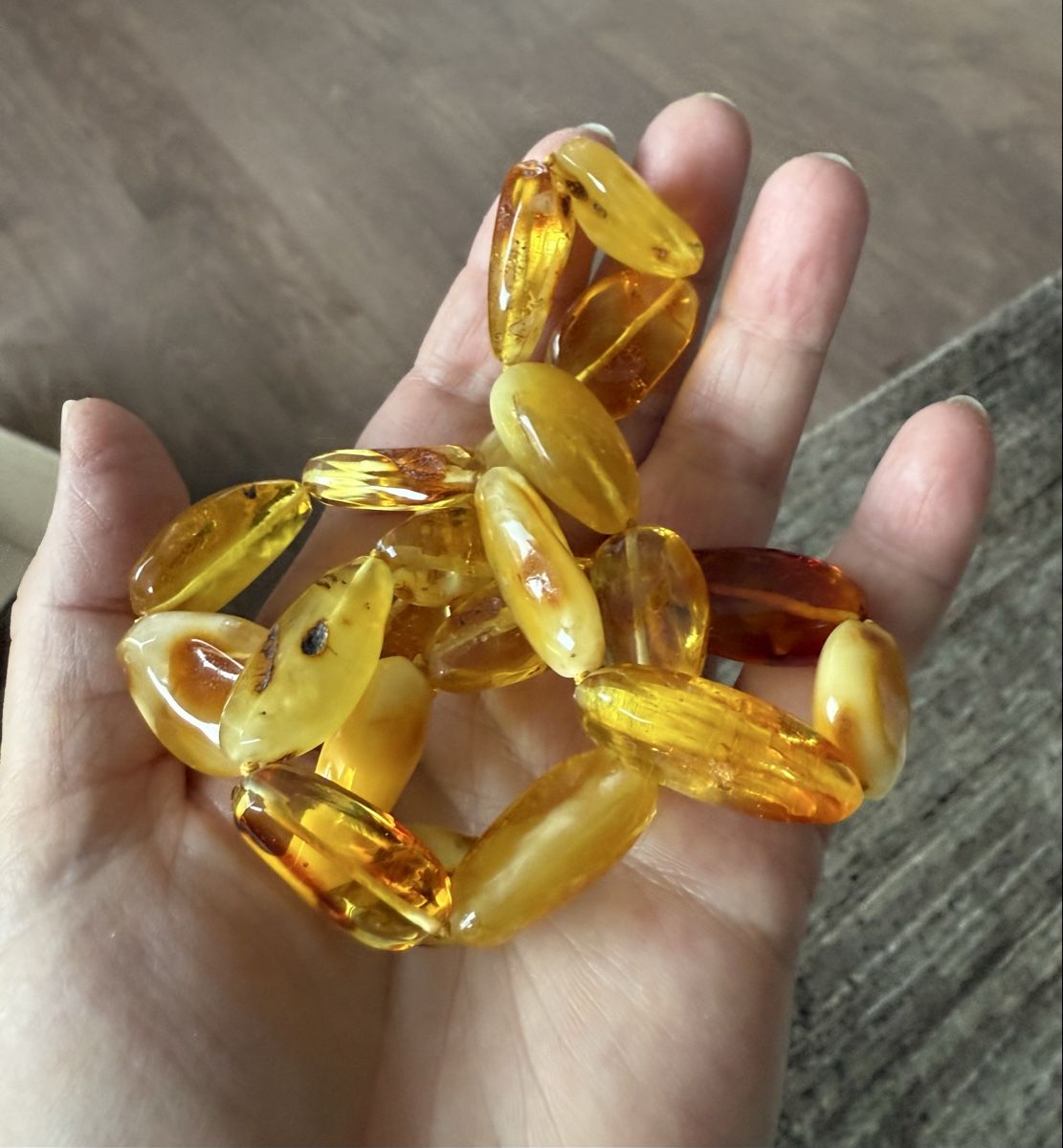 Ketten: Bernstein Kette, ca. 36g, Vintage, honigfarben – Neu und originalverpackt aus Ebikon von elischka 6