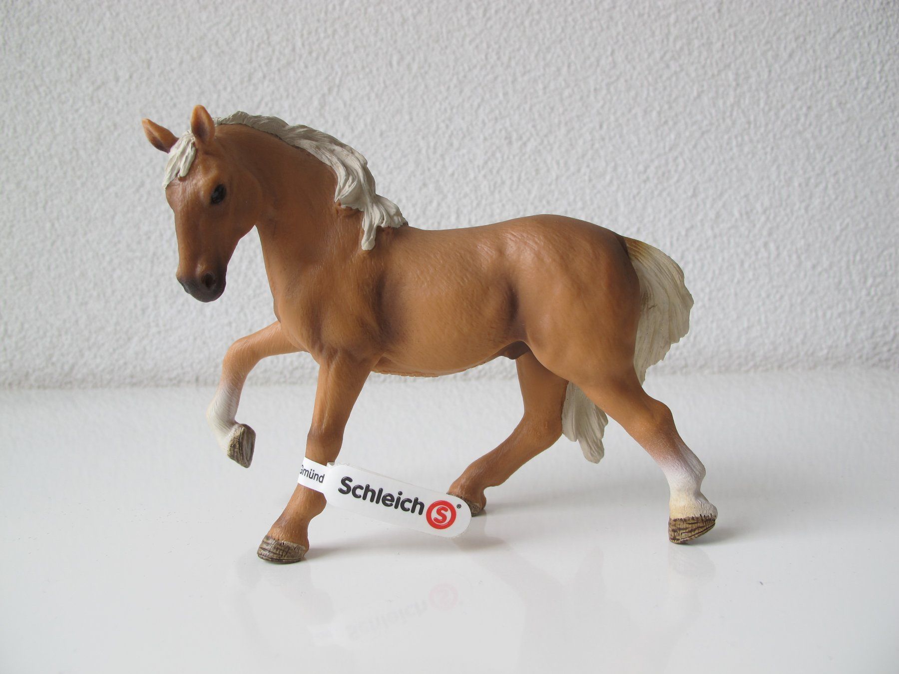 Schleich Statuette: Schleich 72017 Lusitano Wallach Sonderedition – Usato da Vilters venduto da hedi00