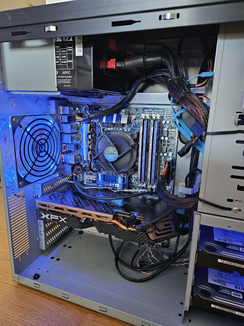 Retro Gaming PC | RX 580 8GB | i7 | 16GB RAM (Gebraucht) in Roggwil BE ...
