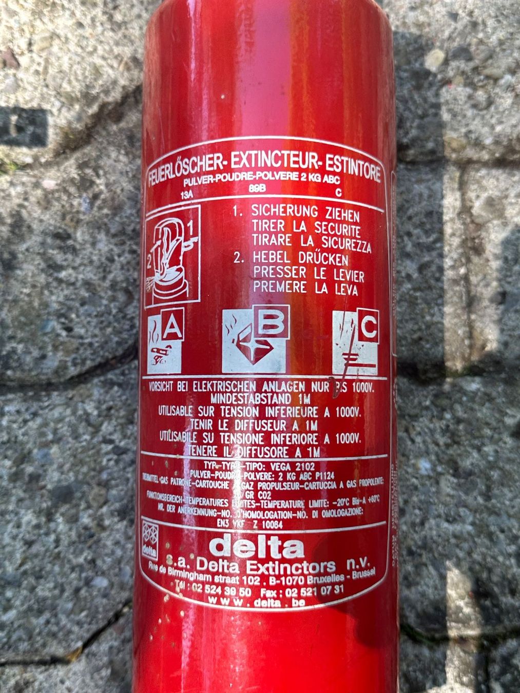 Estintori: Feuerlöscher 2 kg Pulver – Difettoso da Stallikon venduto da Rsiri 2