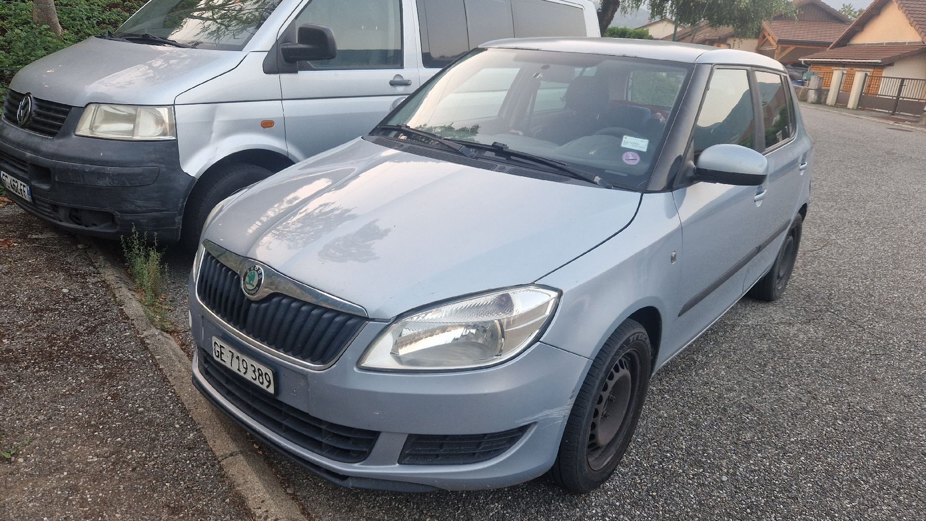 Skoda Autos: skoda fabia 2 2010  – Défectueux à Les Acacias par str_6prq 1