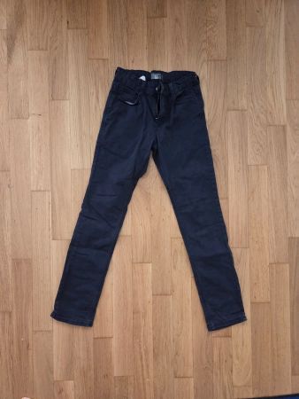 Hosen Kiabi Slim 12A dunkelblau guter Zustand