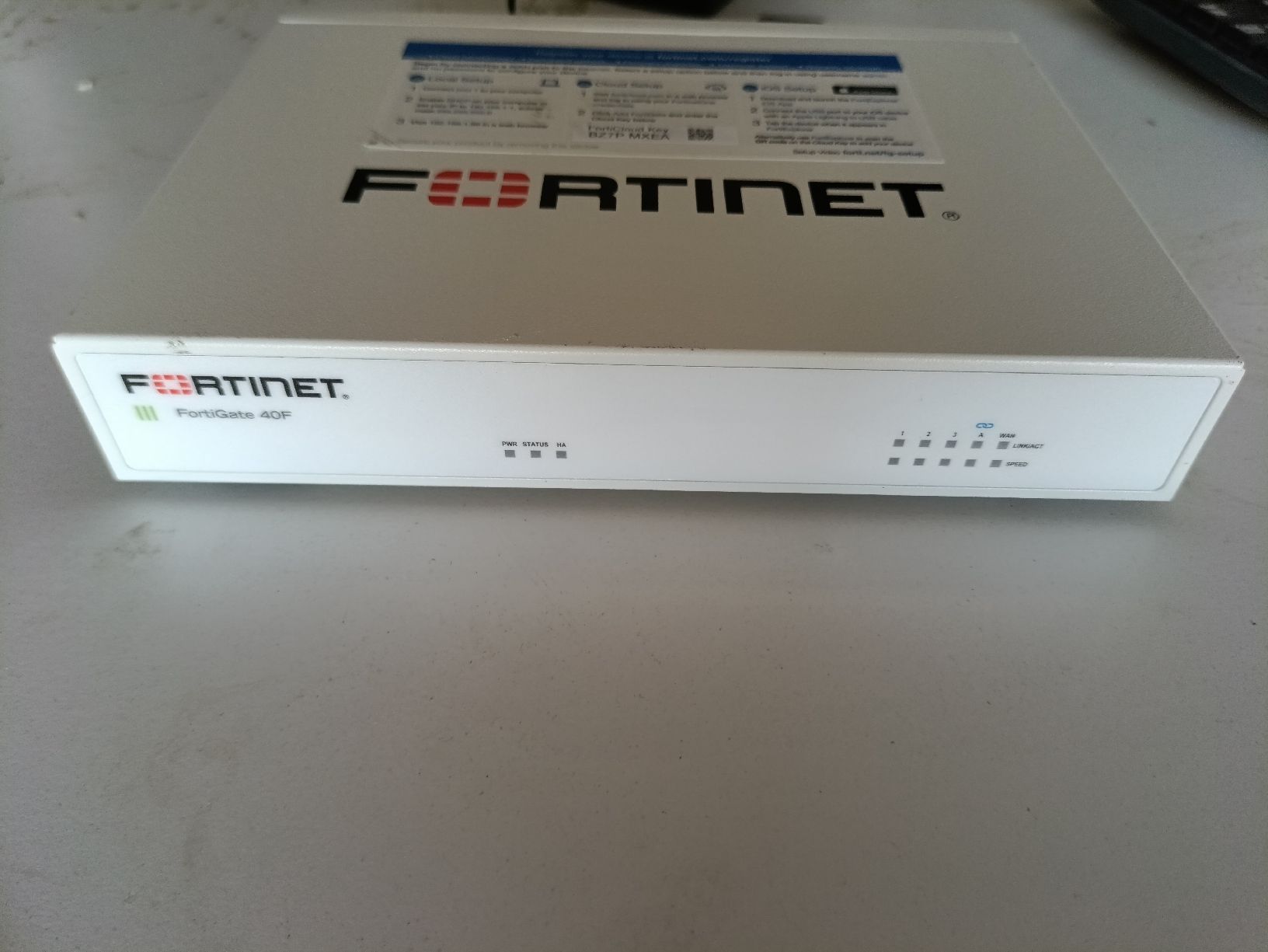 Fortinet Pare-feu: Firewall Fortinet Fortigate 40f  – D'occasion à Meilen par Dburchard