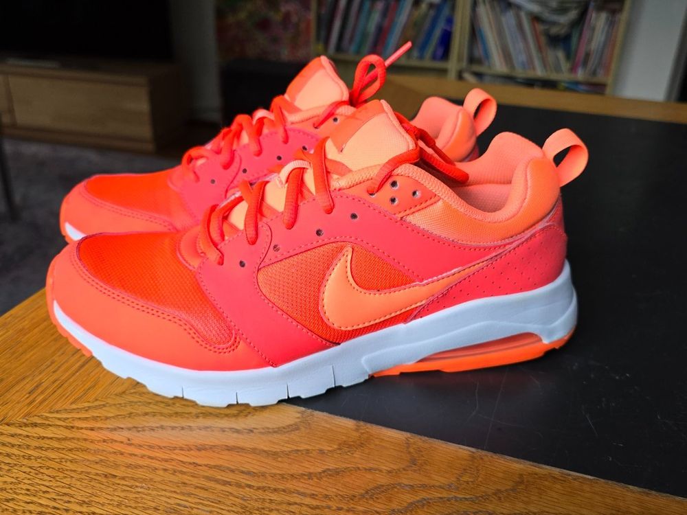 Nike Schuhe gr 40 (Gebraucht) in Wallisellen für CHF 35 – mit