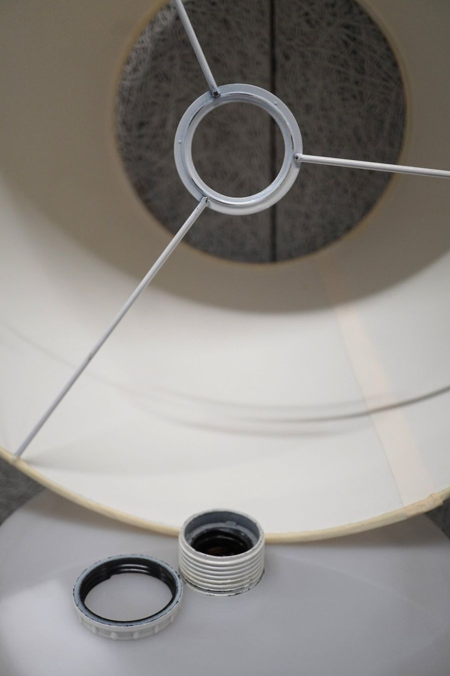Lampade: Designer Stehlampe Leuchte Messing mit Lampenschirm S347 – Usato da Basel venduto da B.W.B. 6