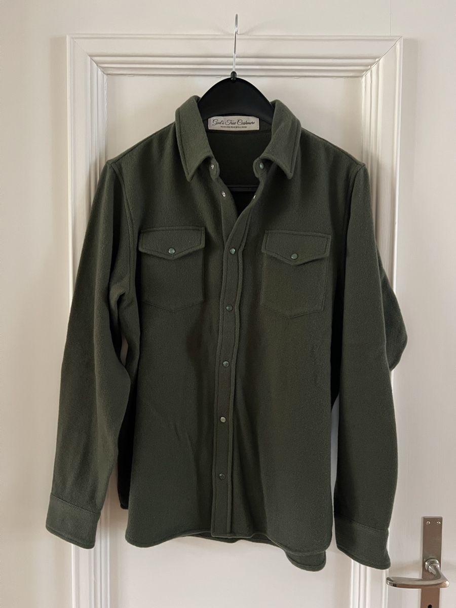 Camicie: God’s True Cashmere – Nuovo (secondo la descrizione) da Zürich venduto da Claus-Zr