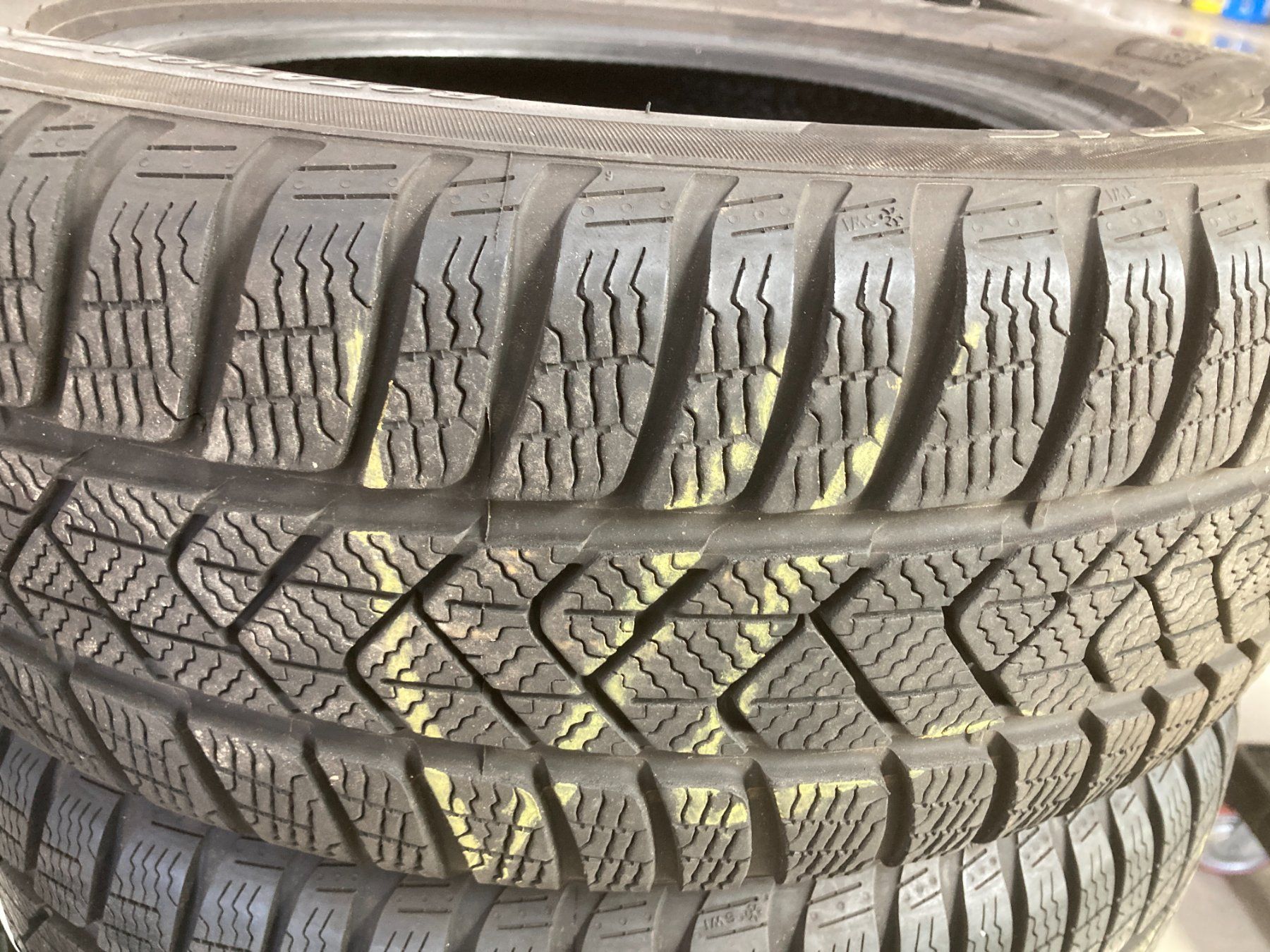 Pirelli Pneumatici & Ruote complete: 205/60R16 Winterpneu Pirelli – Nuovo e nell'imballaggio originale da Cham venduto da Cham6332 8