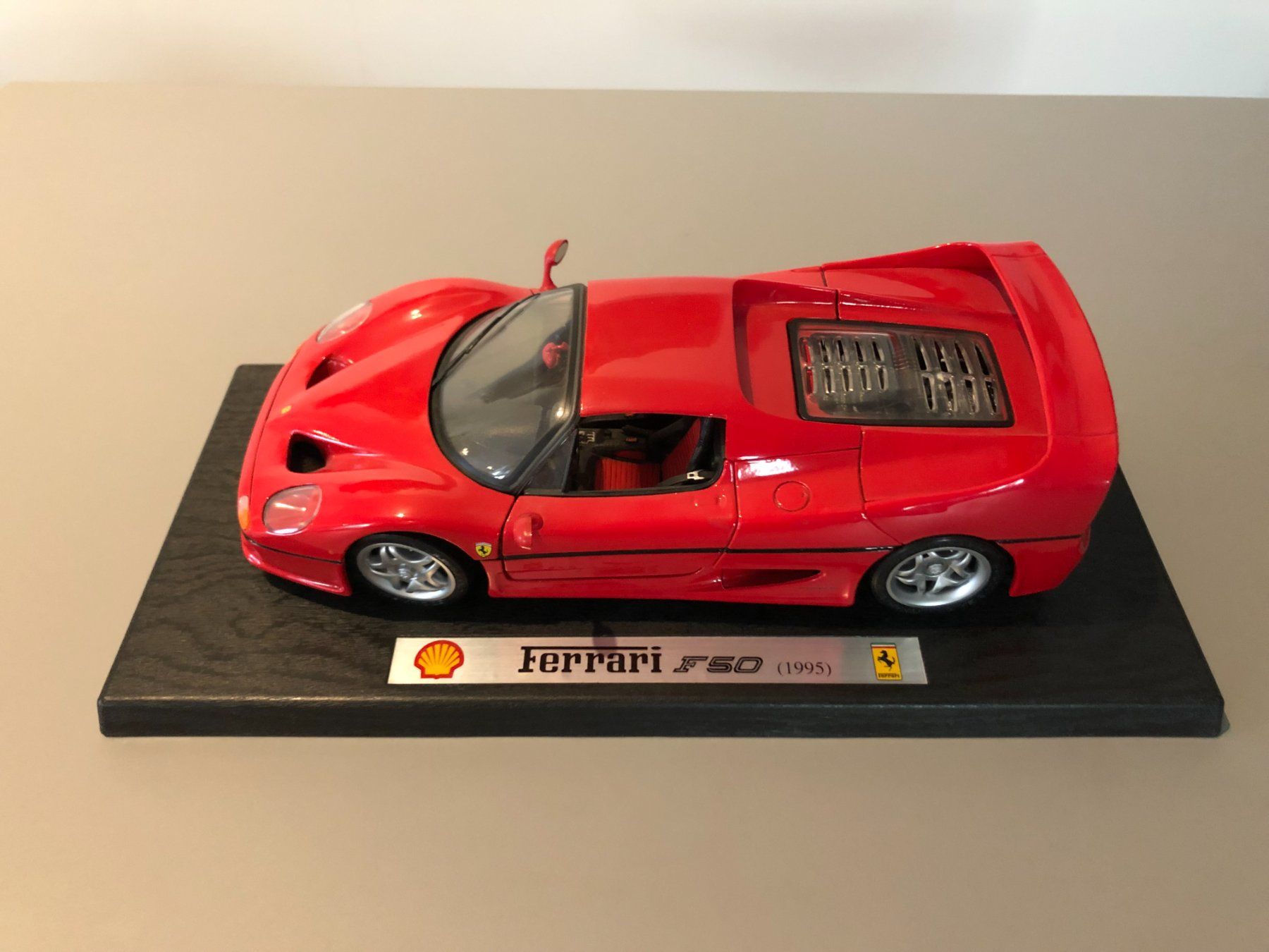 Maisto Modellini d'auto: Ferrari F50 1:18 – Nuovo (secondo la descrizione) da Horn venduto da raldio