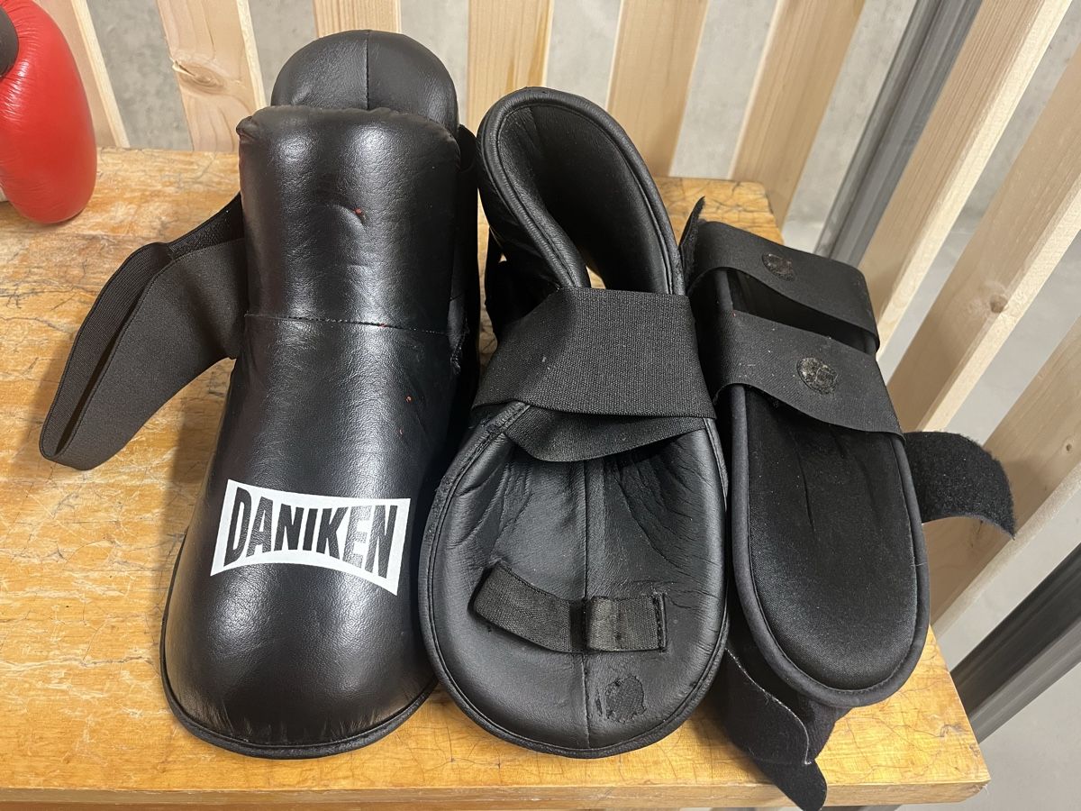 Guanti & manicotti: Boxing🥊 Handschuhe, Schuhe – Usato da Zürich venduto da Bidon3011 5