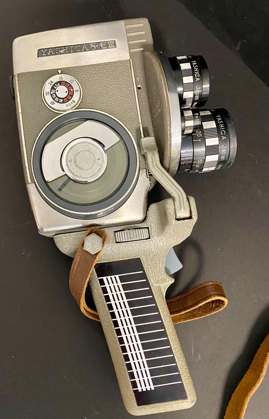 Yashica Videocamere: Yashica 8-E III Caméra – Usato da Sion venduto da ROBY_ROBY_ROBY 5