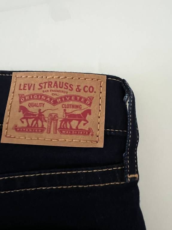Levi's Jeans: Jeans - NEU - nie gebraucht - Levi – Neu (gemäss Beschreibung) aus Zürich von K.B123 2