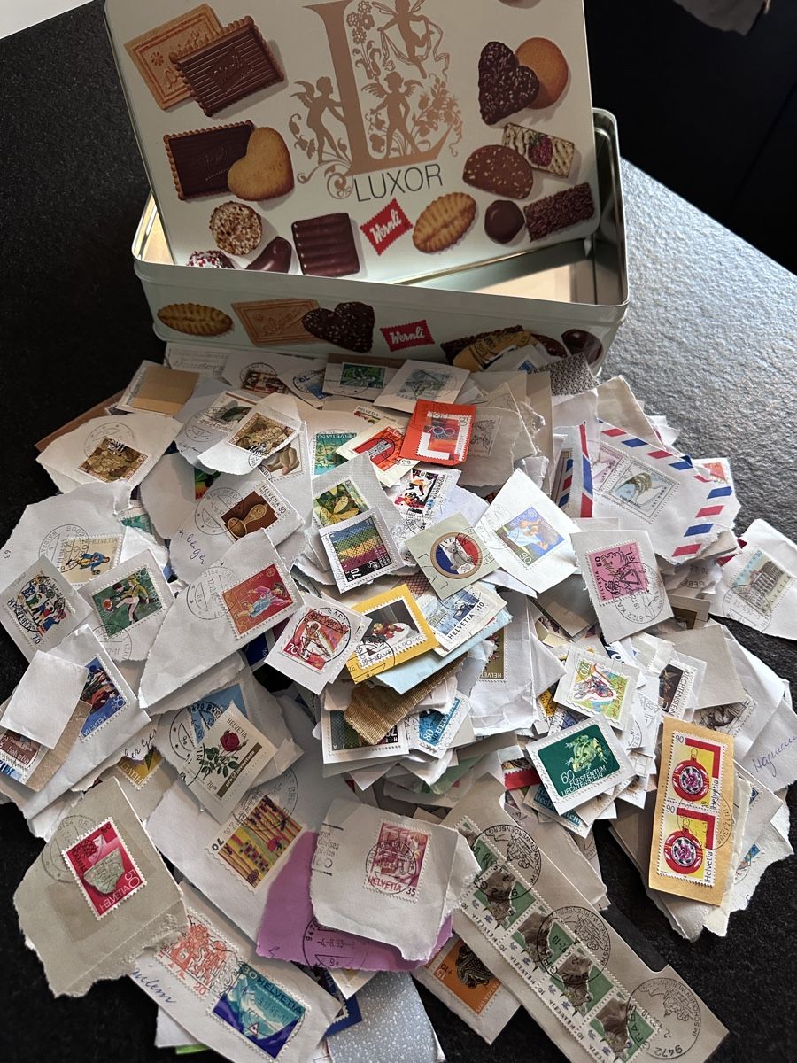 Tutti i francobolli: Briefmarken - Gestempelt – Usato da Volketswil venduto da tgdegma5 1