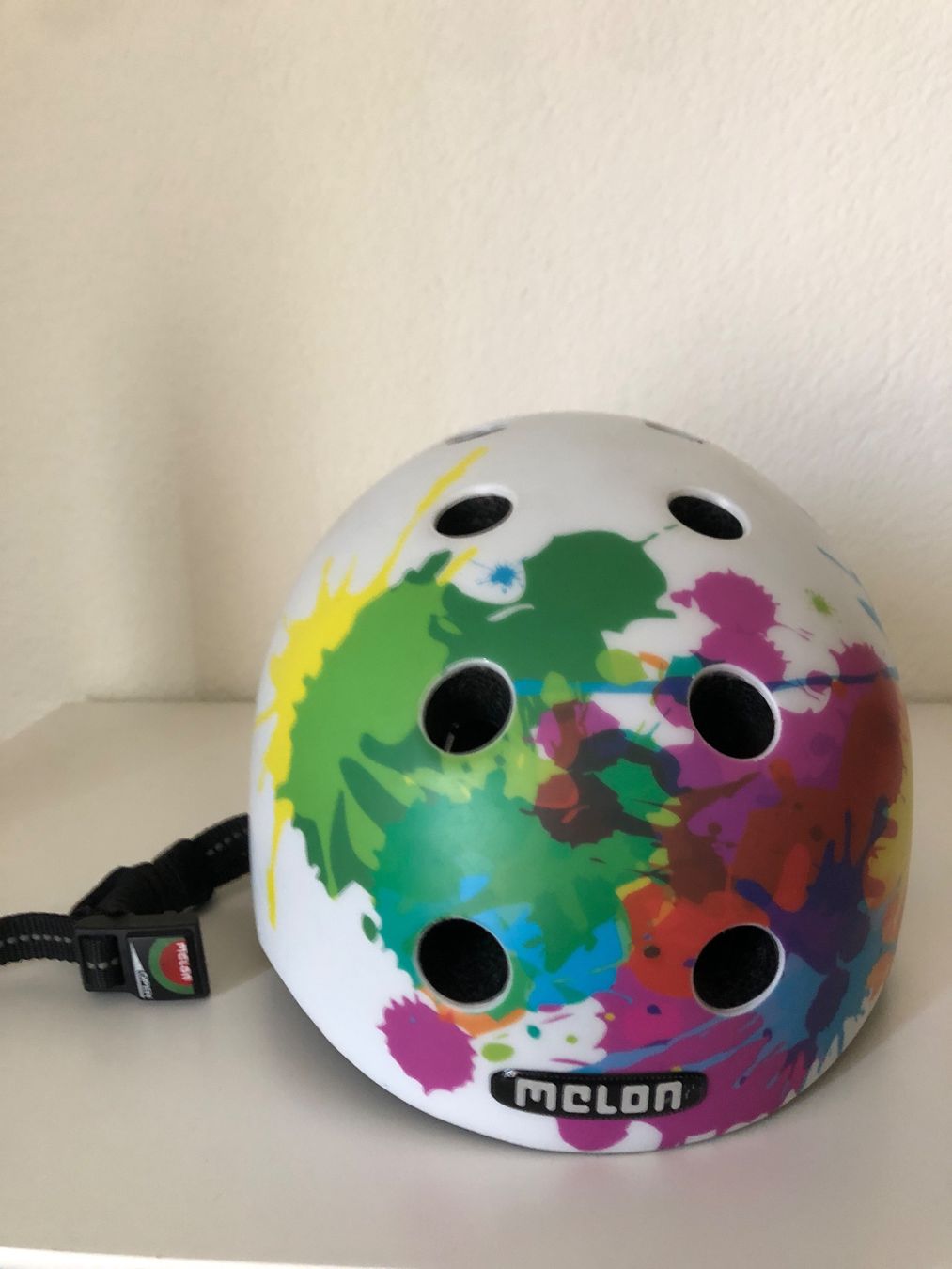 Caschi: Melon Helm Urban Active Coloursplash – Usato da Zürich venduto da vintagist 2
