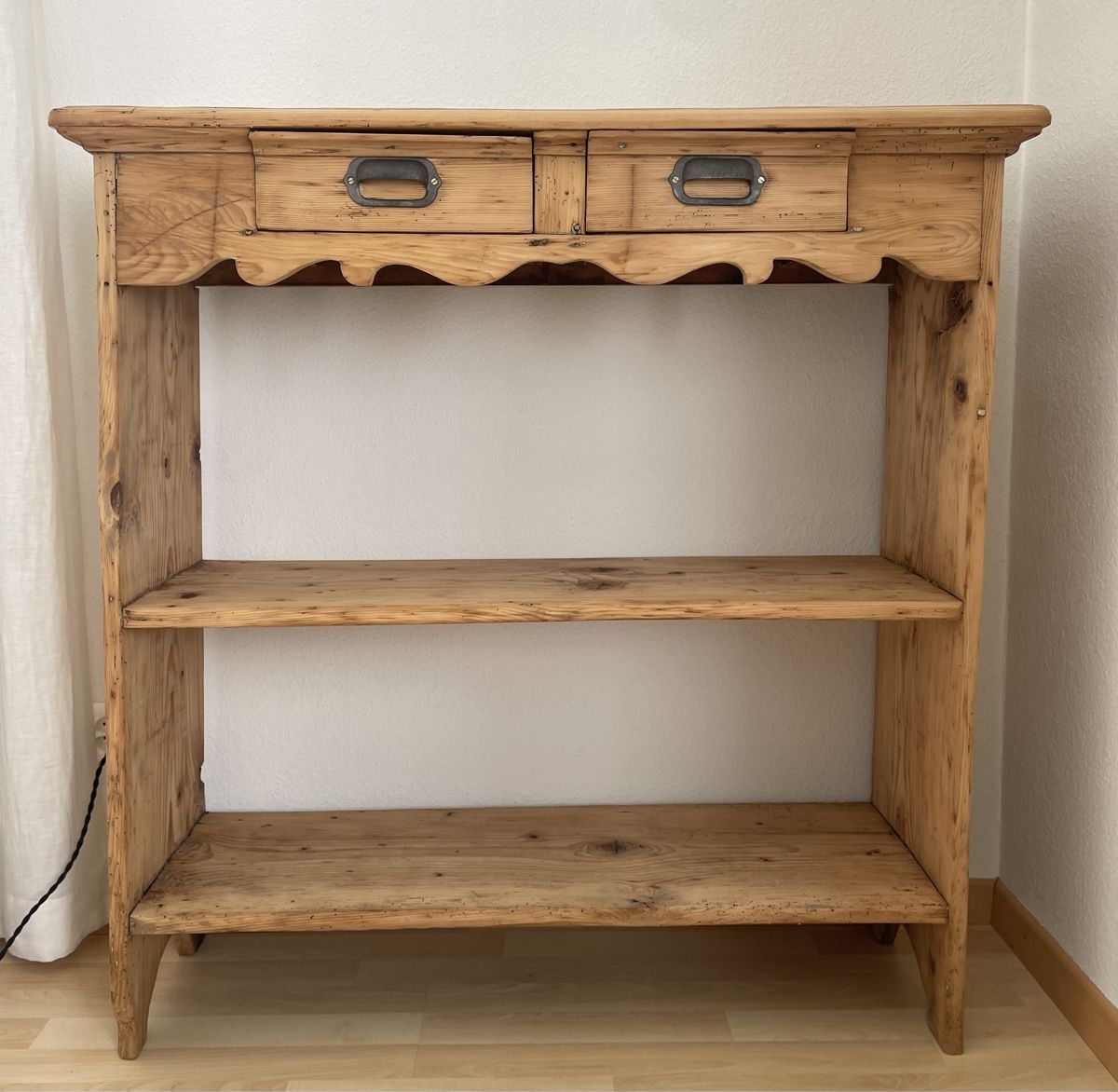 Allestimento di negozi e stand fieristici: Altes Sideboard/Anrichte – Usato da Balsthal venduto da brofleu16
