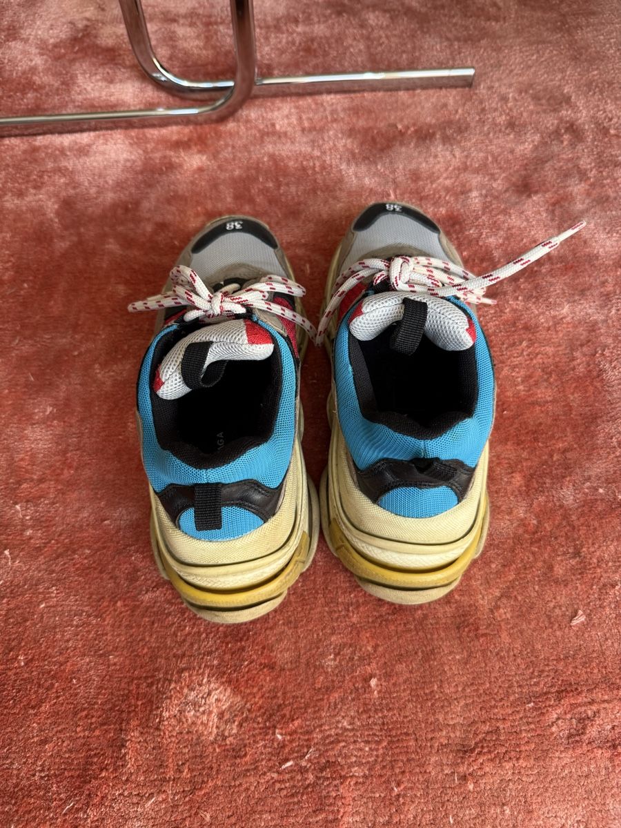 Balenciaga Herrenschuhe: Balenciaga Triple S Gr. 38 – Gebraucht aus Zürich von camilot 2