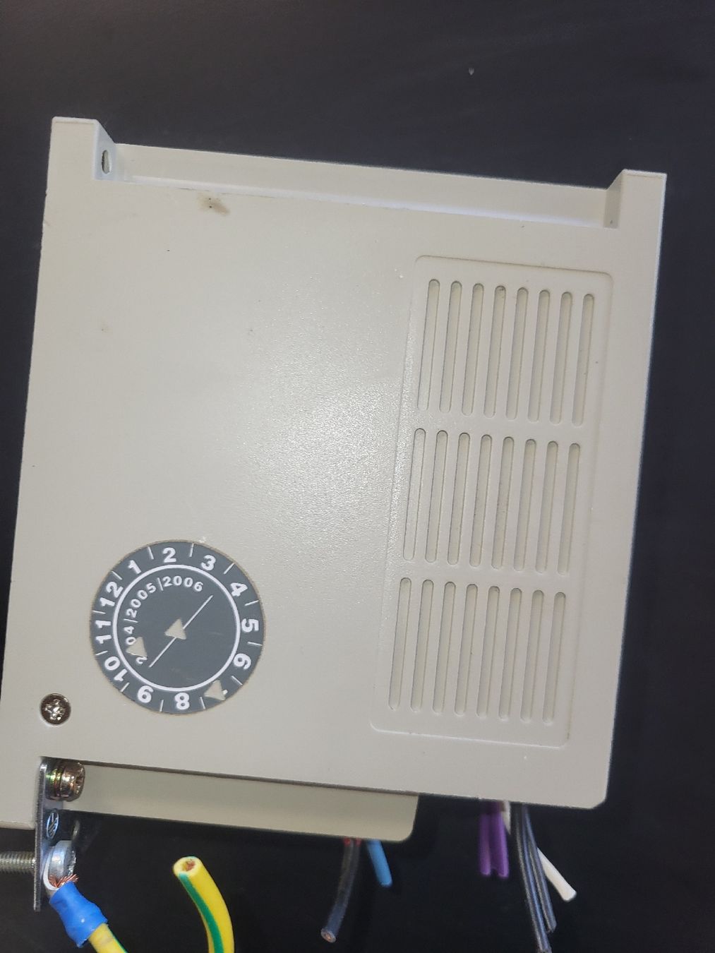 Elektronikbauteile: Frequenzumformer, 0.75kW, T-Verter – Gebraucht aus Alpnach Dorf von str_jdw2 2