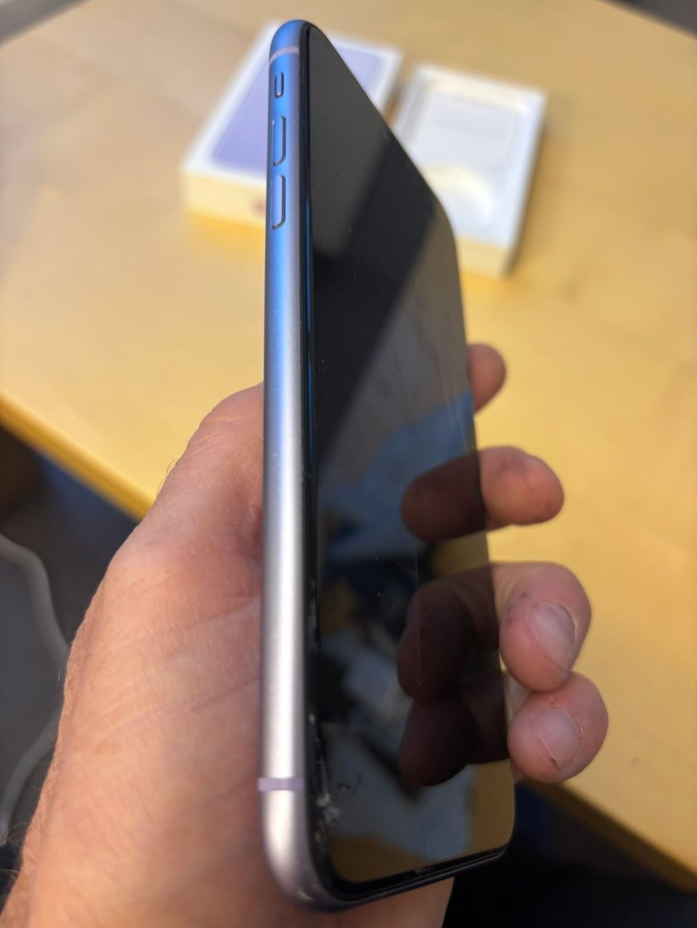 Apple Handys / Smartphones: iPhone 11 DEFEKT – Gebraucht aus Tavannes von Phildan76 4