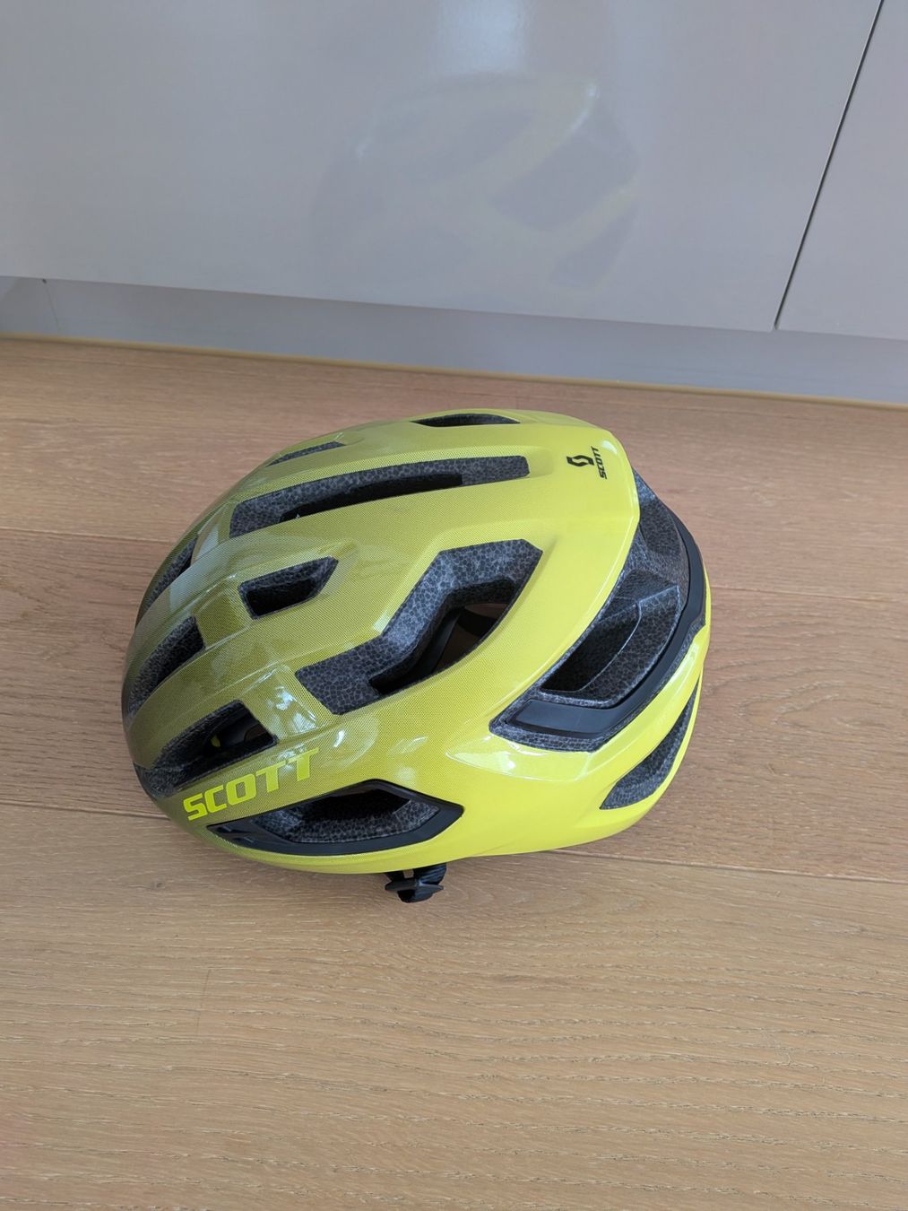 Scott Caschi: Velohelm mit MIPS -  SCOTT ARX PLUS  (L 59-61) – Usato da Stallikon venduto da anbaran