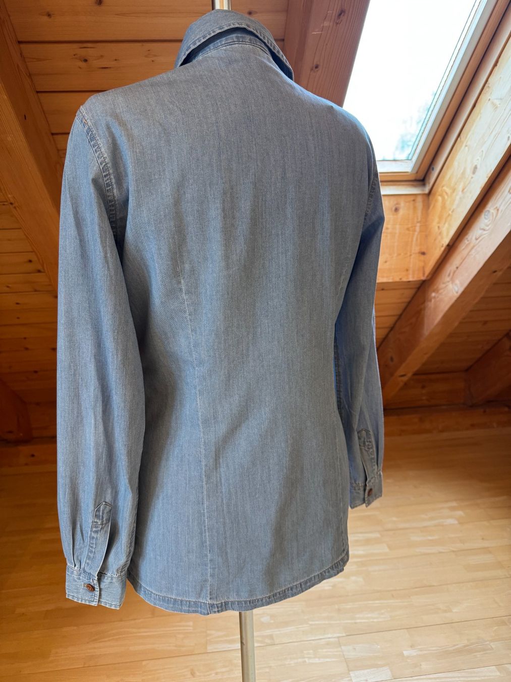 Camicette: Damen Jeanshemd hellblau mit Brusttaschen – Nuovo (secondo la descrizione) da Stäfa venduto da Mofi8712 5
