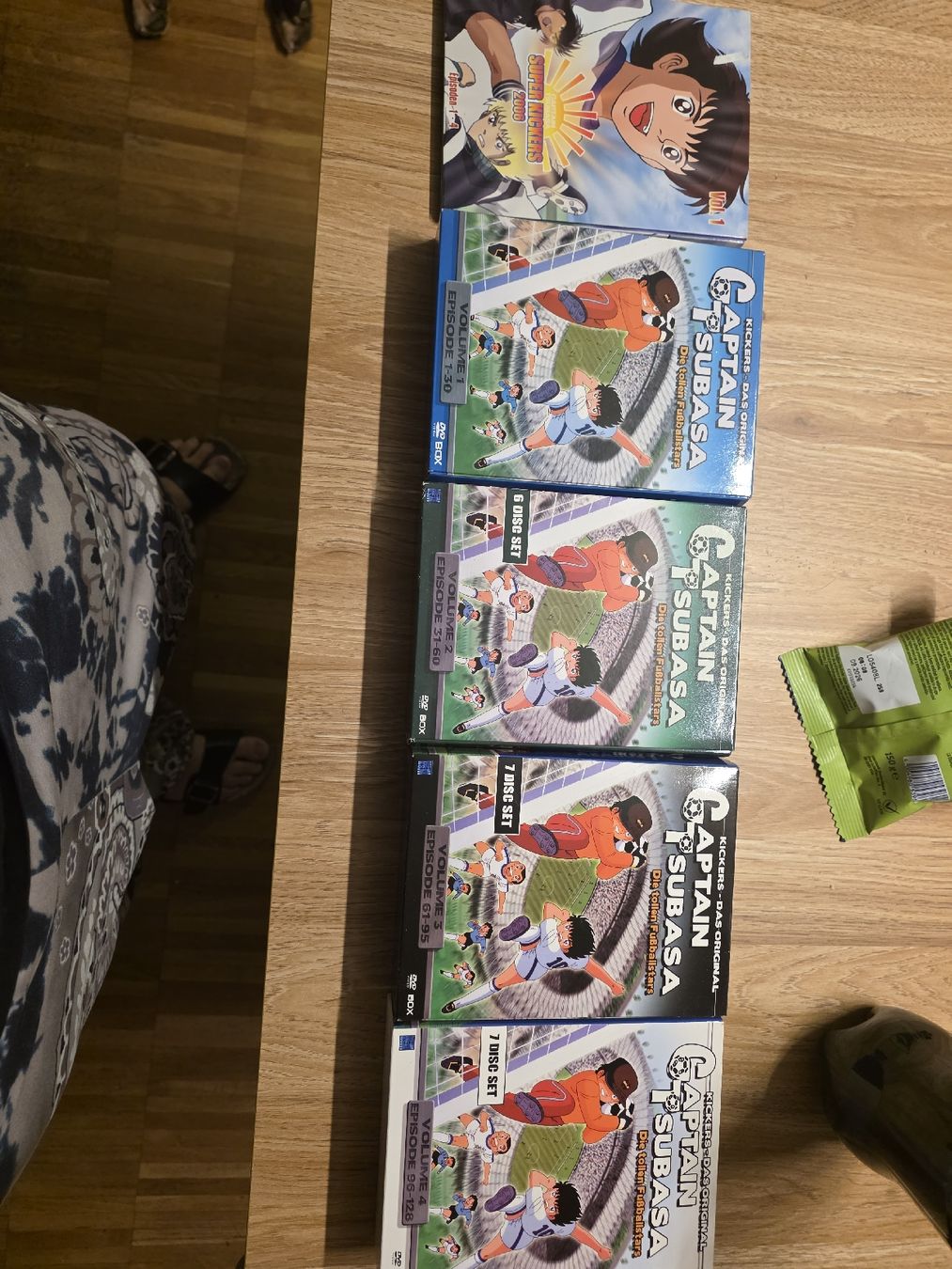 Alle DVDs: Captain Tsubasa DVD Box, Volume 1-4 & Super Kickers Vol1 – Gebraucht aus Brüttisellen von Miralaurea 1