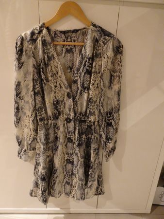 Zara Basic Kleid in Schlangenoptik Gr. S - 231225
