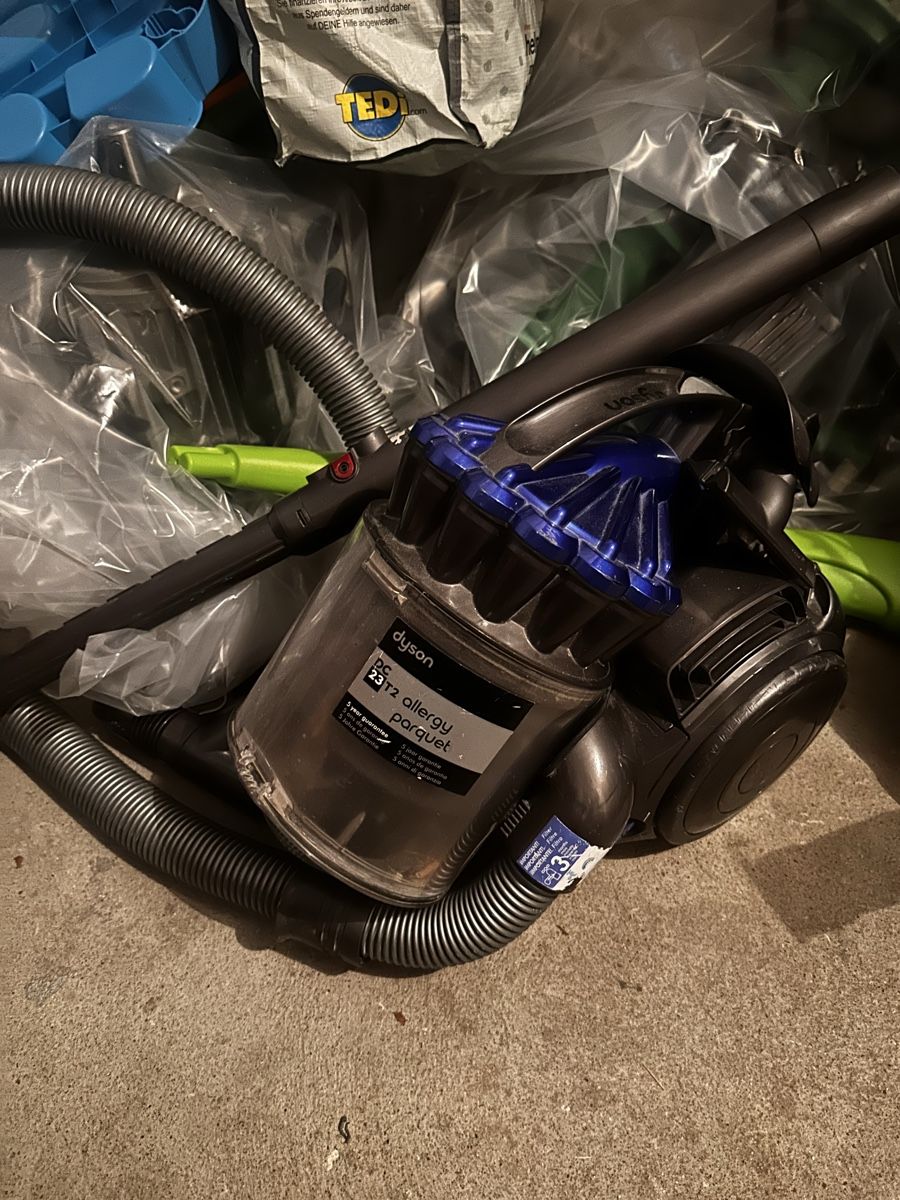 Dyson Aspirateurs & Accessoires: Dyson Vacuum Cleaner Used – D'occasion à Winterthur par mar_8jks