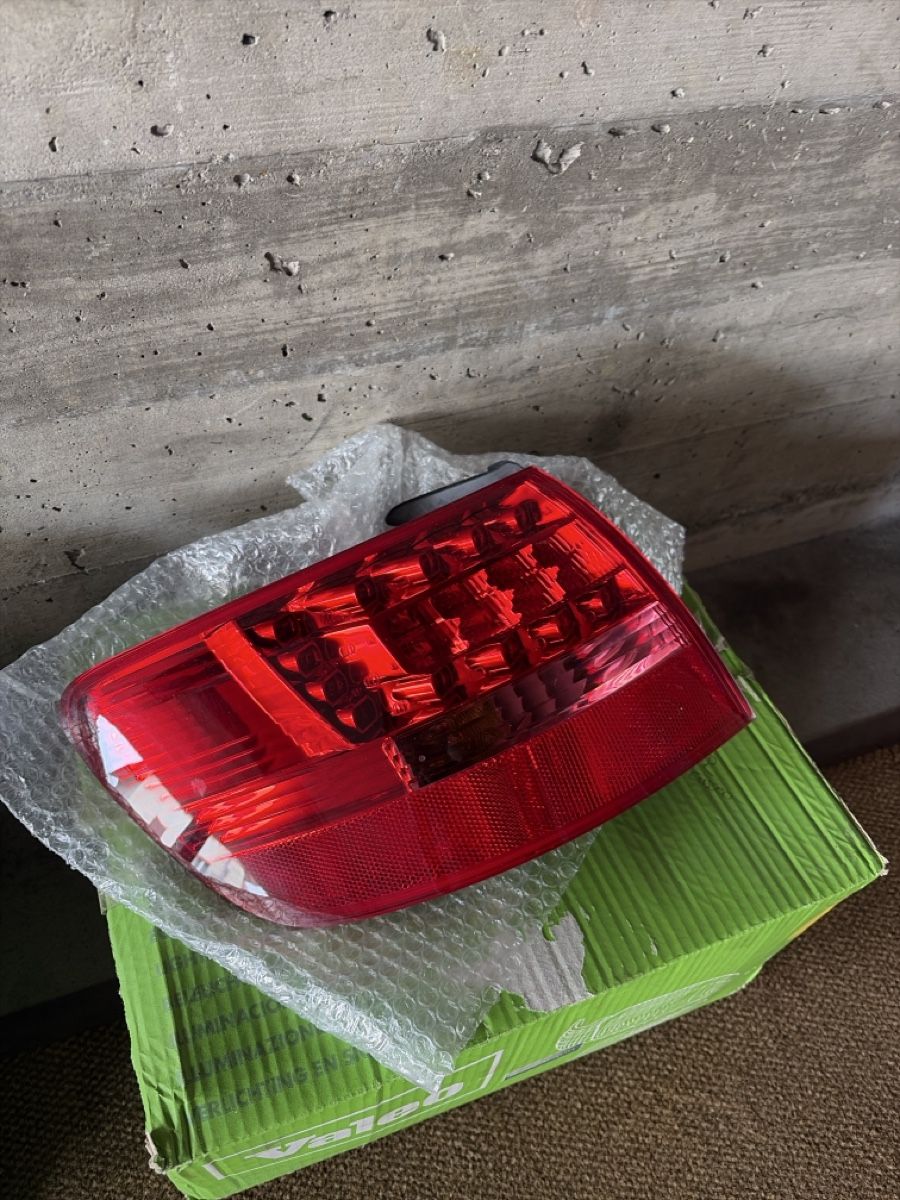 Audi Tutti pezzi di ricambio auto: Audi A6 Avant 6c 4F LED Rückleuchten – Usato da Reinach AG venduto da joy_q2gl 3