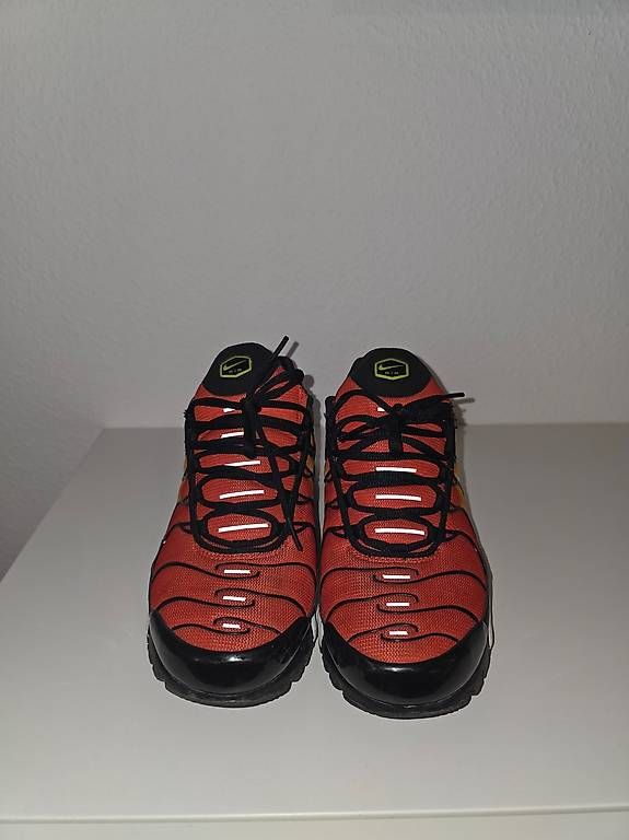 Herrenschuhe: Nike Requin Air Max Plus Taille 43 – Gebraucht aus Pully von fer_8lm6 1