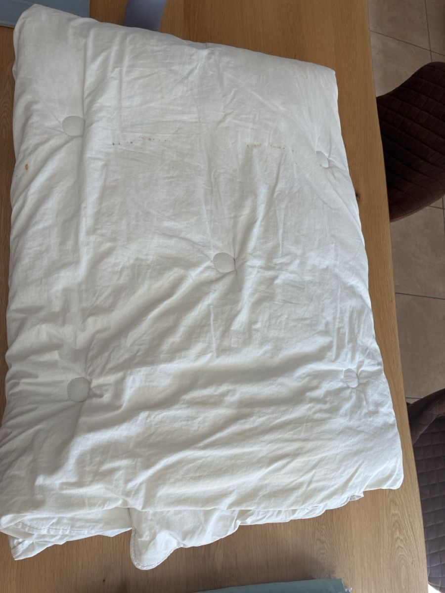 Linge de lit: Duvet / couette – D'occasion à PORRENTRUY par Capricedesanges