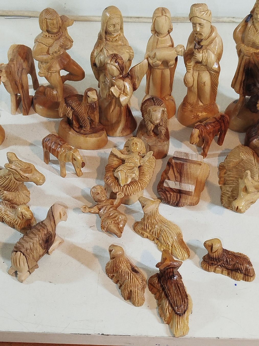 Xilografie: Wunderschöne, handgeschnitzte Krippenfiguren aus Holz(em14) – Usato da Künten venduto da Schnaepplihuus 3