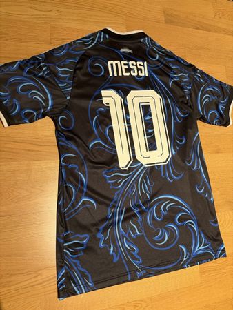 Argentinien 2026 WM Auswärts Trikot, Messi Nr.10, Grösse XL