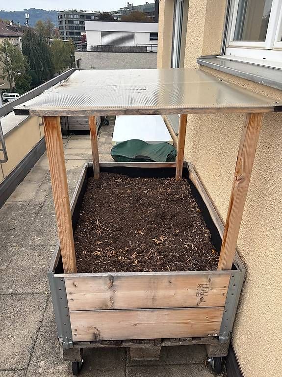 Vasi per fiori: Hochbeet inkl. Dach – Usato da Bern venduto da simi_imis 1