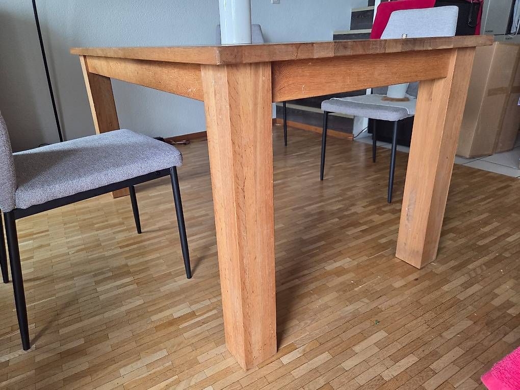 Tables: Table chêne massif huilé – D'occasion à Châtelaine par mappleluna 1