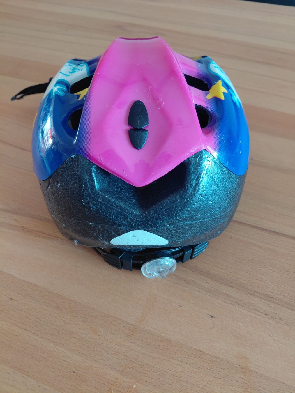 Caschi: Kinder Fahrradhelm Leopard mit – Usato da Zürich venduto da Grancanaria 1