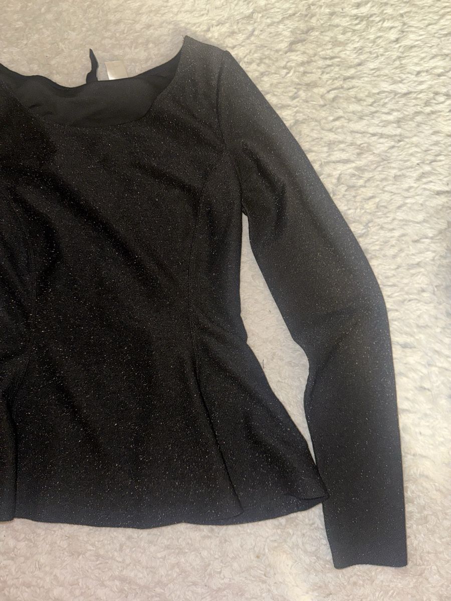 H&M Camicette, T-shirt & Top: Schwarzes Glitzer Oberteil, Divided by H&M, Grösse S – Nuovo (secondo la descrizione) da Liestal venduto da isa_8y72 5