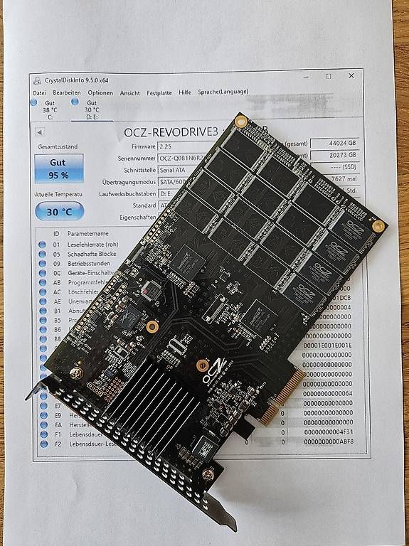 Dischi rigidi: OCZ-Revodrive 3 120GB PCIe SSD – Usato da Worb venduto da MisterSunshine
