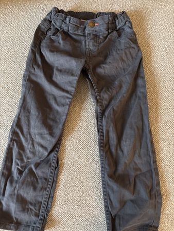 Pantalon enfant gris coupe classique 104cms 5 ans état corre