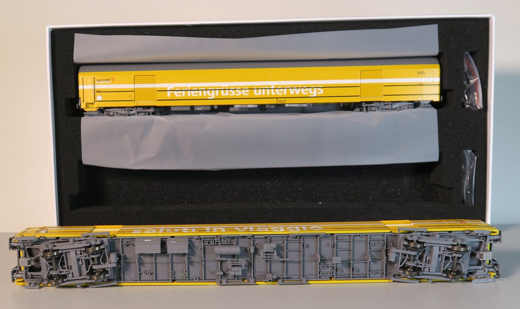 LS Models Modelleisenbahnen: LS Models Set 97204 "Die Post" Postwagen Z – Neu und originalverpackt aus Bern von Bantiger2000 4