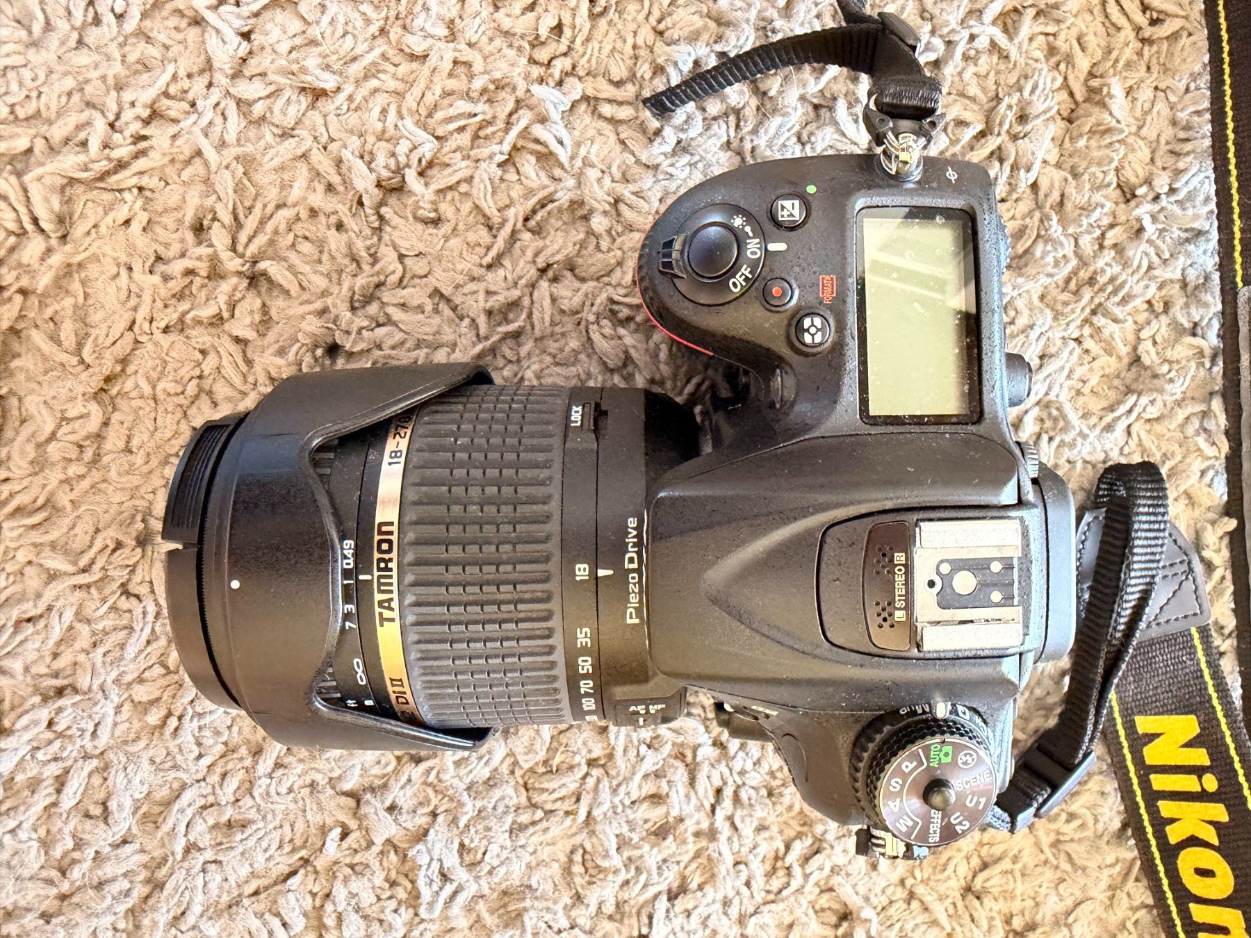 Nikon Fotocamera: Nikon D7200 Spiegelreflexkamera mit Tamarobjektiv – Usato da Mellingen venduto da Oliviampm