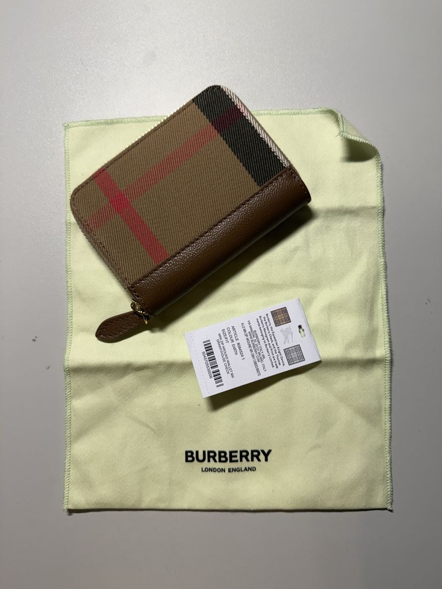 Burberry Portafogli: Burberry Geldbörse – Nuovo e nell'imballaggio originale da Ebikon venduto da nat_jzh5