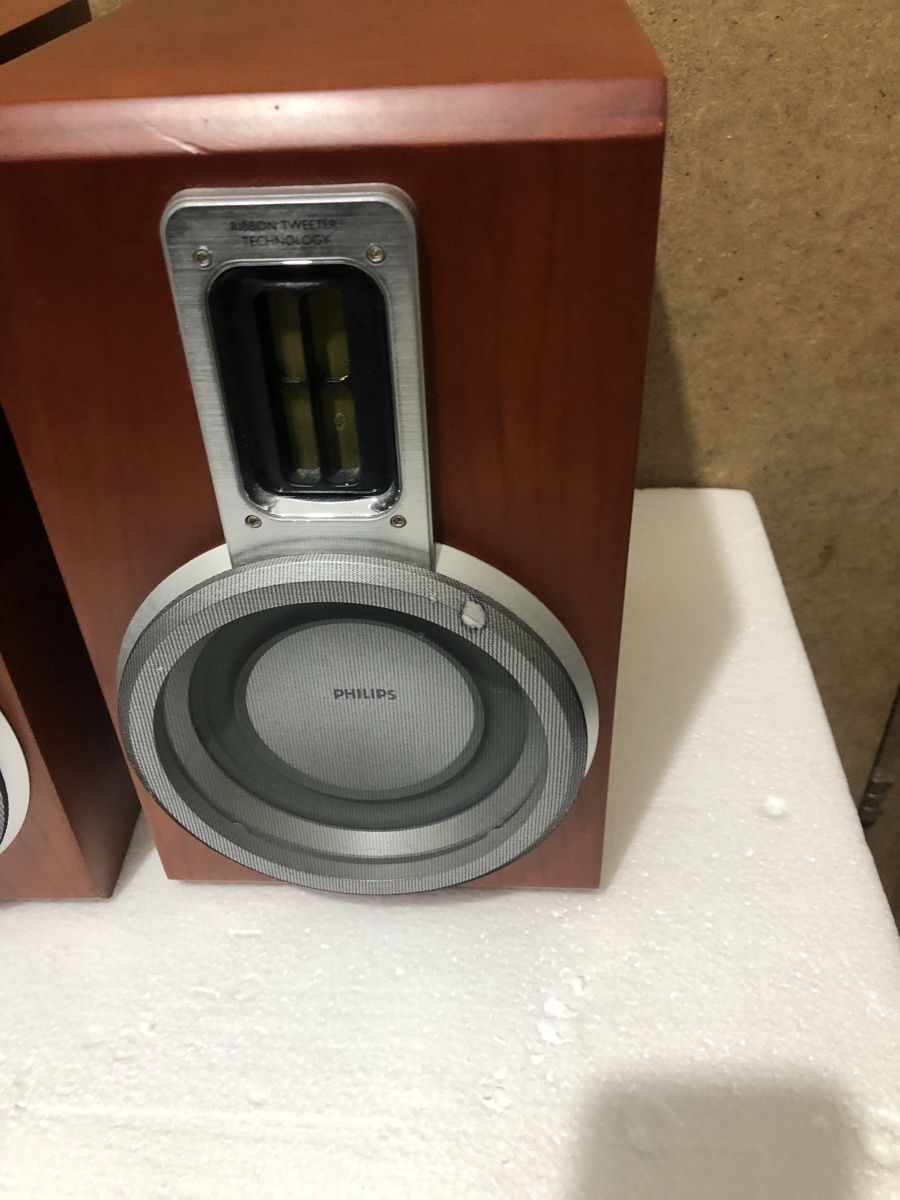 Philips Haut-parleurs: Hotparleur Philips MCD-708 – D'occasion à Biel-Bienne par alos07 2