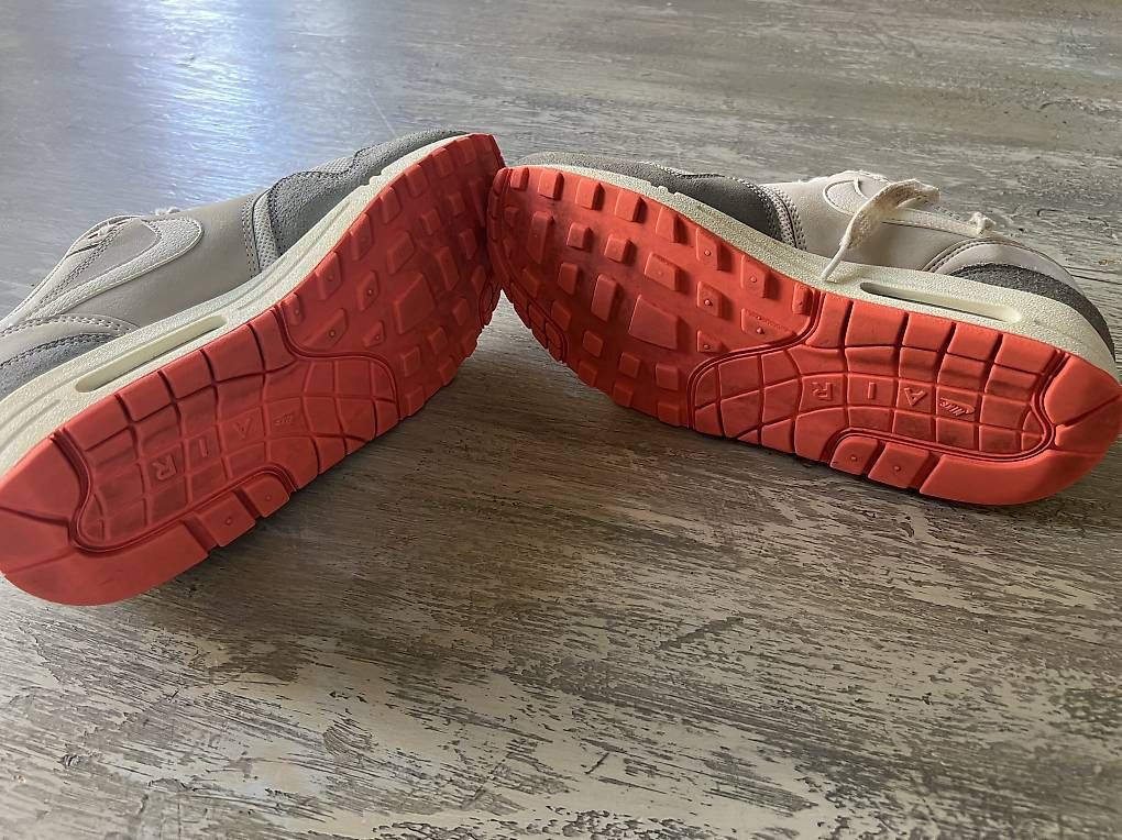 Nike Damenschuhe: Nike Air Max 1 Sneaker Grösse 40 – Gebraucht aus Dietikon von DStella66 3