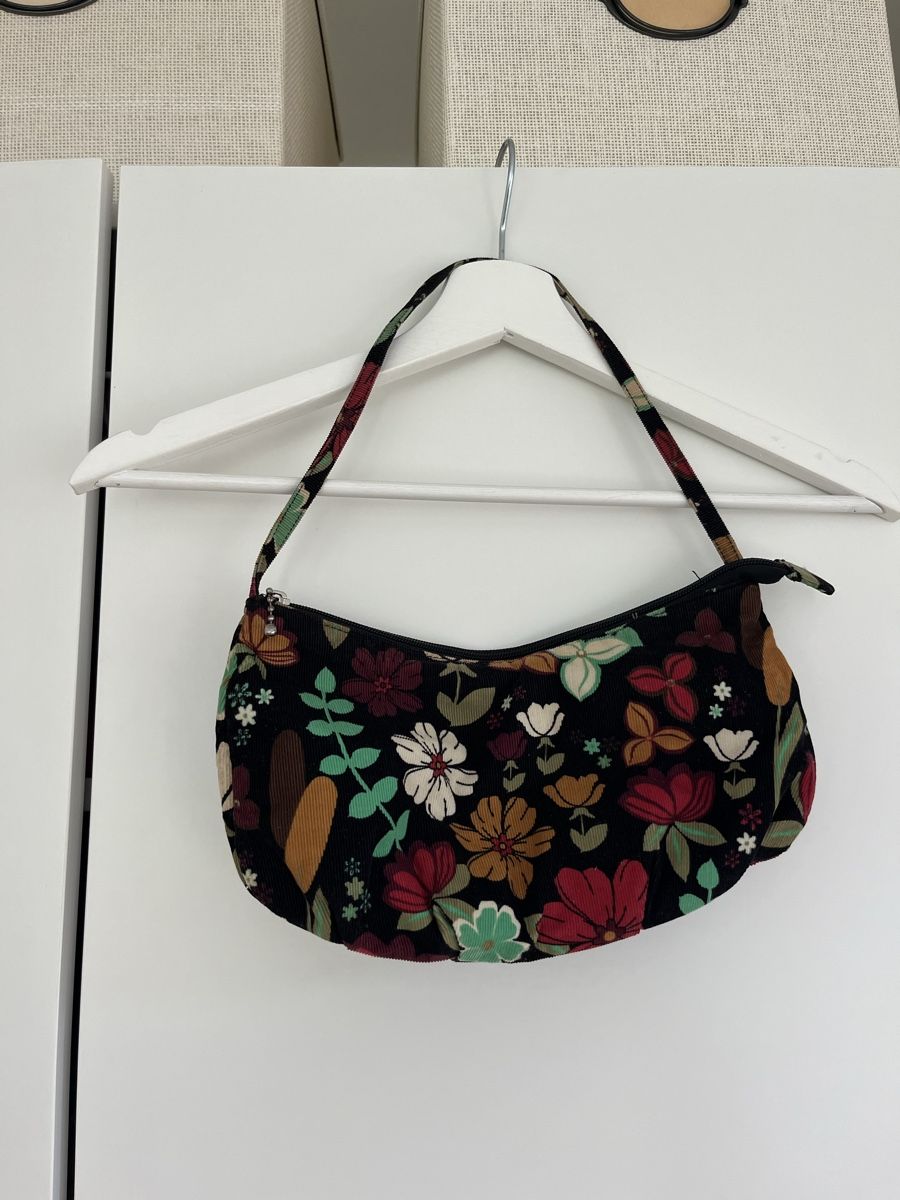 H&M Borse da donna: Blumen Handtäschchen Cordstoff – Usato da Bern venduto da valery_la_cherry