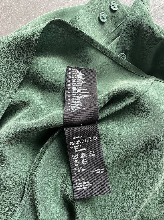 Camicette: Seidenbluse von Other Stories – Usato da Meisterschwanden venduto da xX3000Xx 4