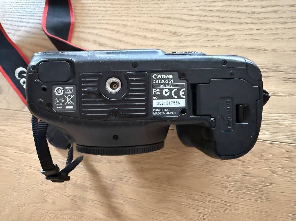 Fotocamera: Canon EOS 7D Kamera Body – Usato da Grenchen venduto da Daume 3