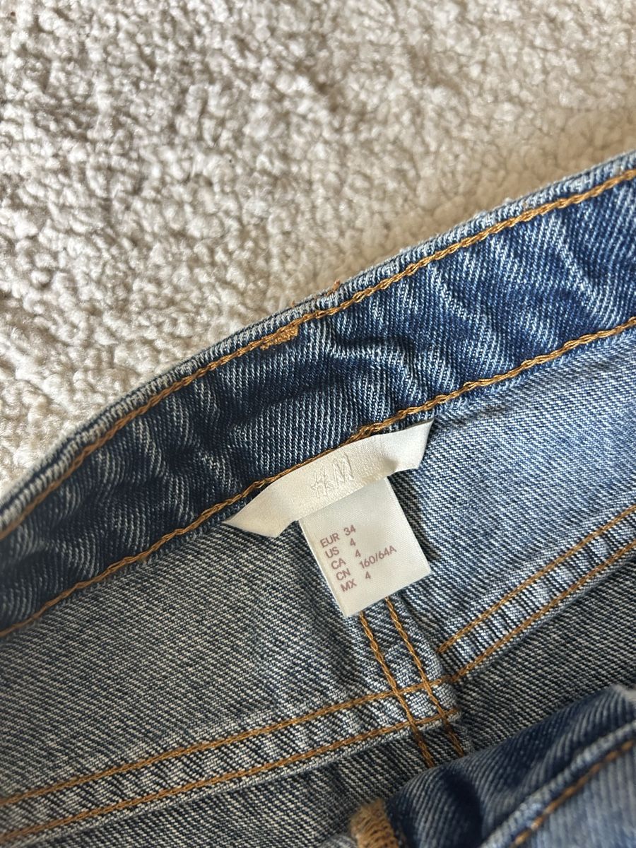 H&M Röcke: High-waisted denim mini skirt – Gebraucht aus Zürich von ori_9dcy 1
