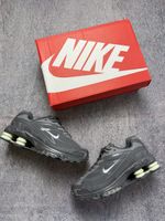 Nike Shox Sneaker grau neu mit Originalverpackung