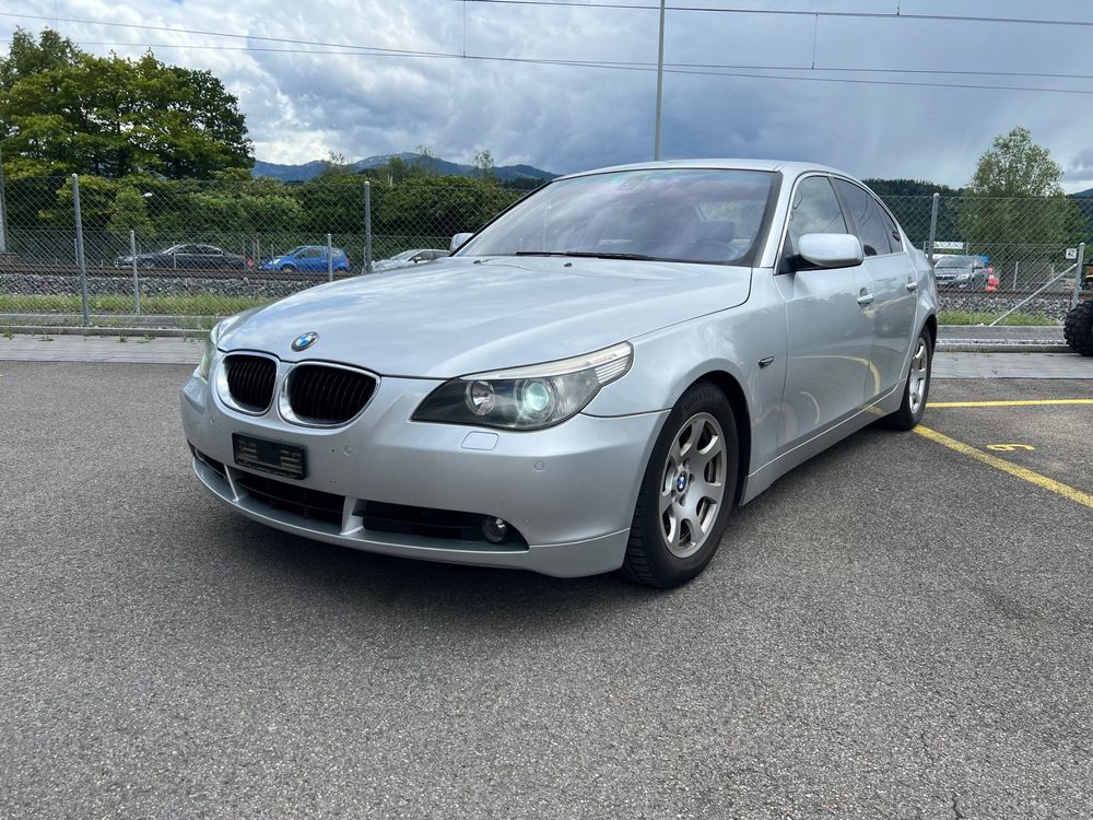 BMW 530i