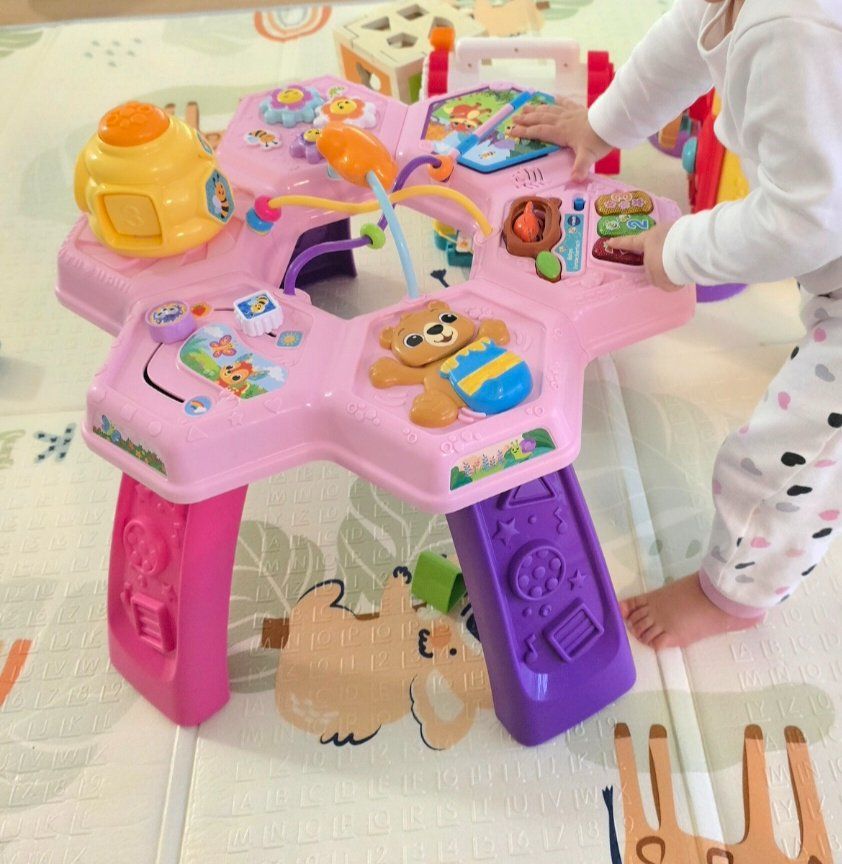 Vtech Jouets: Baby Entdecktisch pink – D'occasion à Rümlang par Arsasladi