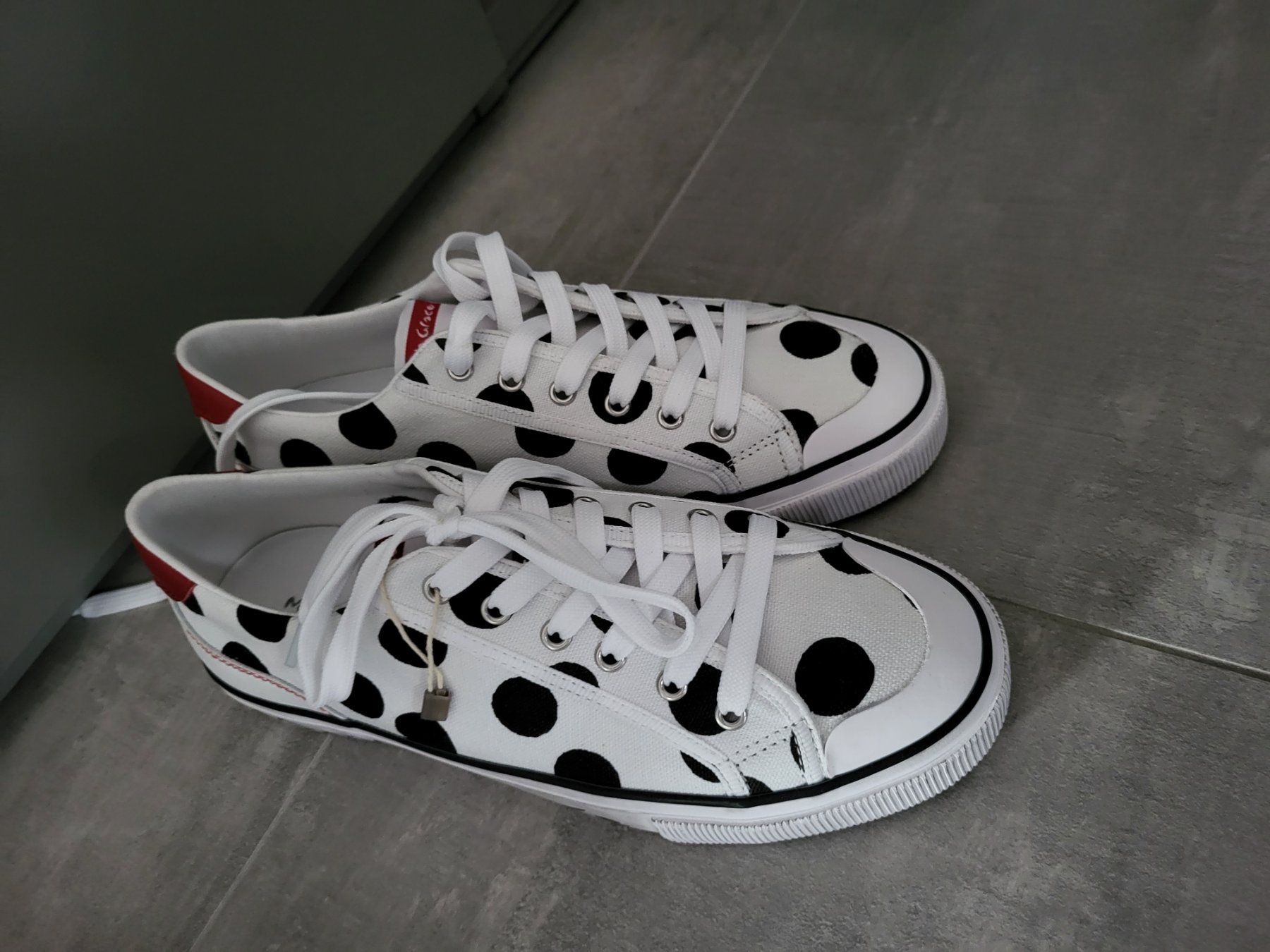 Scarpe da donna: NEU!Manila Grace sneakers gr.40 – Nuovo (secondo la descrizione) da bellinzona venduto da zeus6535 4